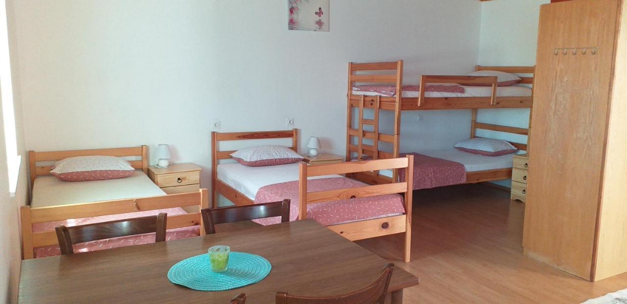 Apartment Beautiful Crni Kal Ngoại thất bức ảnh